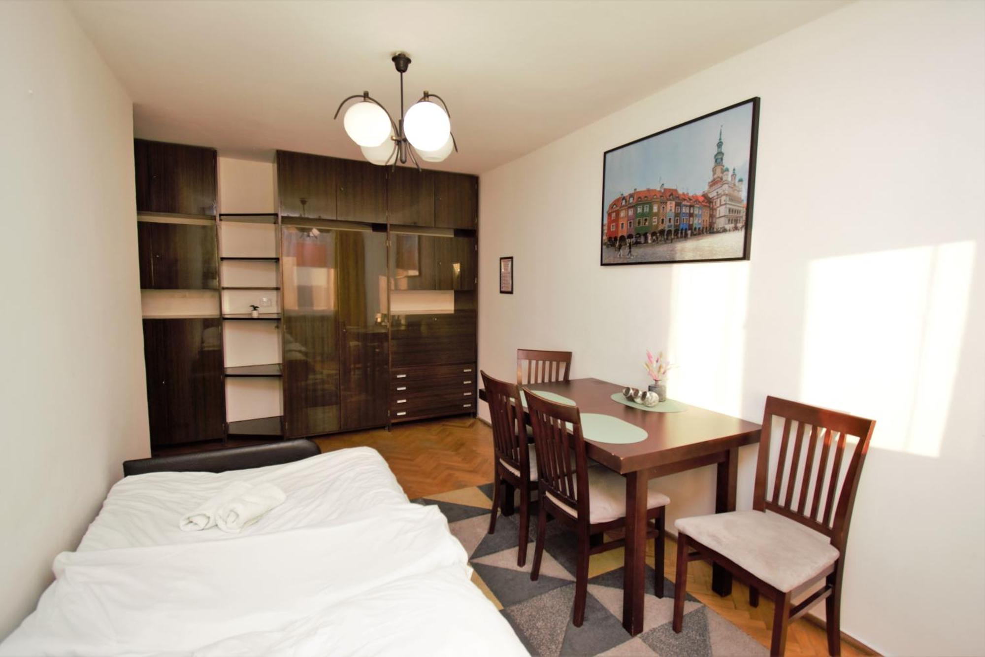 Roomspoznan Pl - Powstancow Wielkopolskich 23 - 24H Self Check-In المظهر الخارجي الصورة